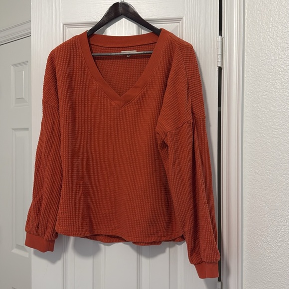 Madewell V-Neck Waffle Knit Long Sleeve Sweater - Picture 2 of 5